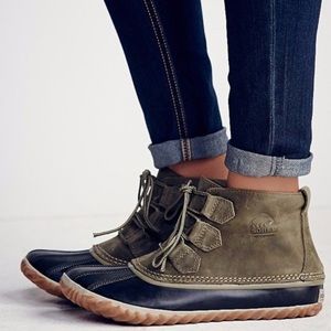Sorel Out 'N About Boots Original Sage Sz 7